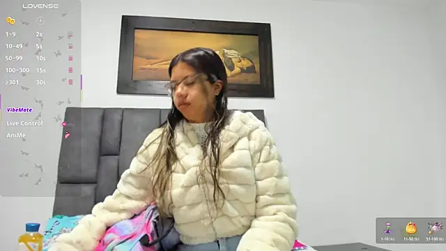 Vahiolet smith online show from July 2026 12:32:02 PM