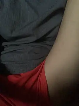 Snapshot of Asianmombigasss chatting on October 2025 06:26:01 AM Asianmombigasss online show from October 2025 06:26:01 AM