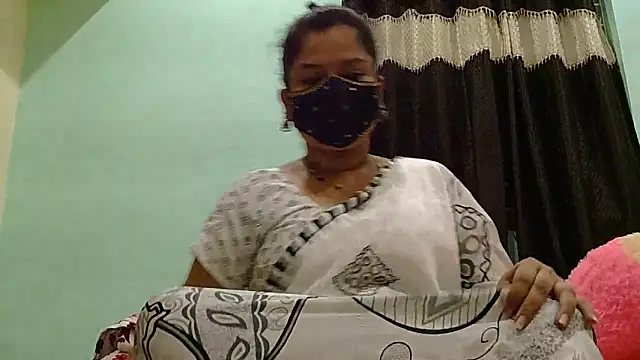 payal sharma1 online show from May 2026 01:07:01 PM