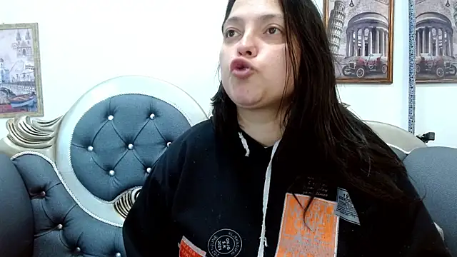 Snapshot of KataleyaStiward chatting on June 2026 12:33:02 PM KataleyaStiward online show from June 2026 12:33:02 PM