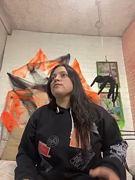 KataleyaStiward online show from October 2025 02:07:01 PM