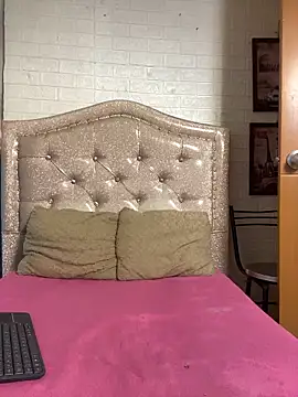 KataleyaStiward online show from November 2025 12:55:02 PM