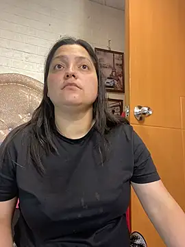 KataleyaStiward online show from October 2025 12:37:02 PM