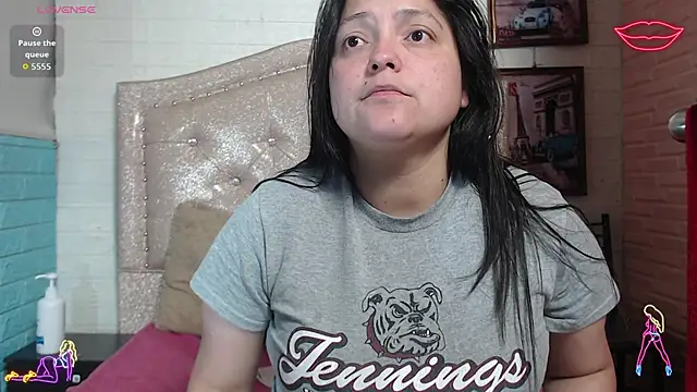 KataleyaStiward online show from November 2025 02:09:02 PM