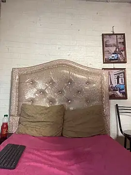 KataleyaStiward online show from November 2025 12:41:01 PM