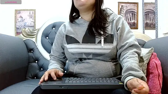 Snapshot of KataleyaStiward chatting on May 2026 12:56:01 PM KataleyaStiward online show from May 2026 12:56:01 PM