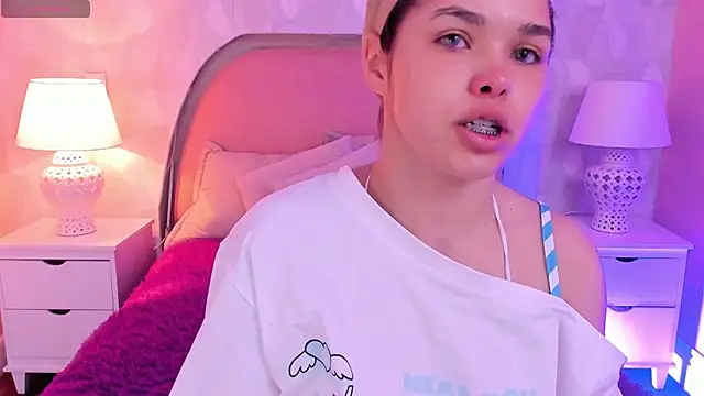 angeline teen online show from May 2026 12:12:01 PM