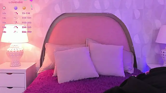 angeline teen online show from May 2026 12:25:02 PM
