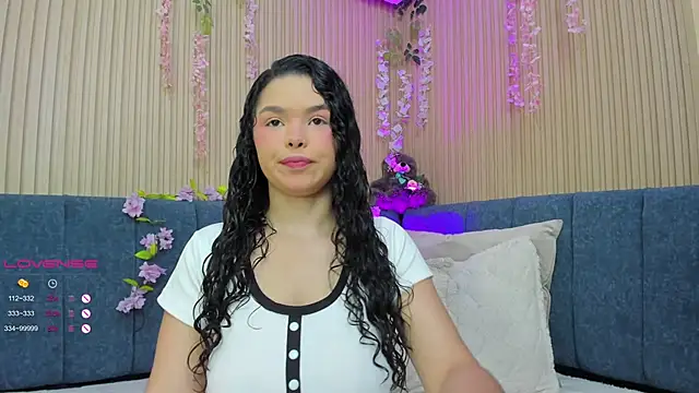 Snapshot of angeline_teen chatting on March 2025 12:12:01 PM angeline teen online show from March 2025 12:12:01 PM