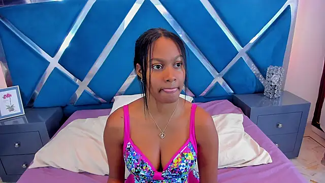 StormiHills online show from October 2025 02:09:02 PM