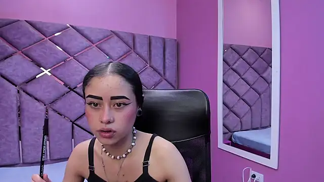 AnnySweett  online show from October 2025 05:12:02 PM