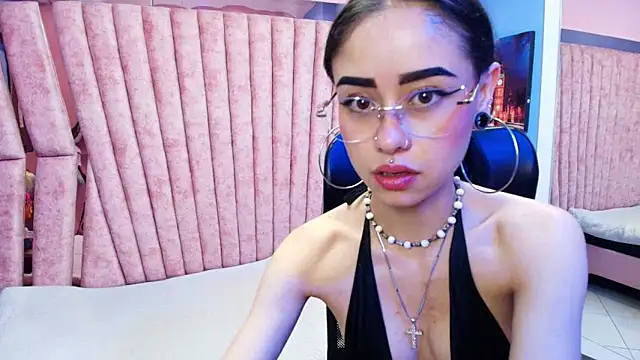 AnnySweett  online show from November 2025 04:32:02 PM