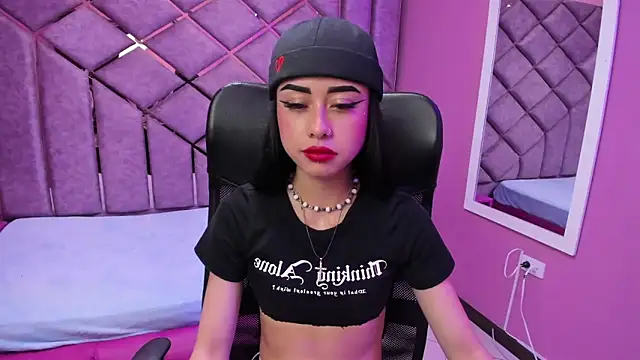 AnnySweett  online show from October 2025 06:16:01 PM
