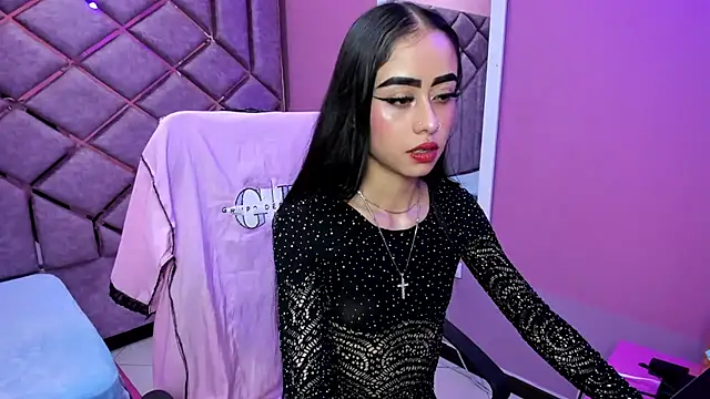 AnnySweett  online show from April 2026 05:38:02 PM