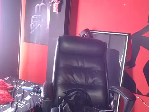 KLOE PIELL online show from April 2026 08:39:01 PM