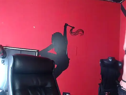 KLOE PIELL online show from April 2026 09:38:02 PM