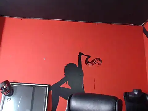 KLOE PIELL online show from April 2026 10:00:01 PM