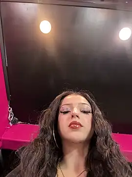 Snapshot of exoticmisfitt chatting on March 2026 02:19:02 AM exoticmisfitt online show from March 2026 02:19:02 AM