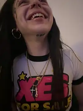 Snapshot of exoticmisfitt chatting on April 2026 06:28:01 AM exoticmisfitt online show from April 2026 06:28:01 AM