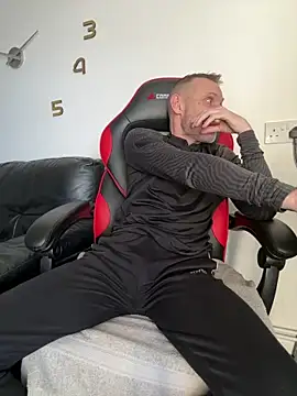 bigkeven4 online show from January 2026 01:49:02 PM