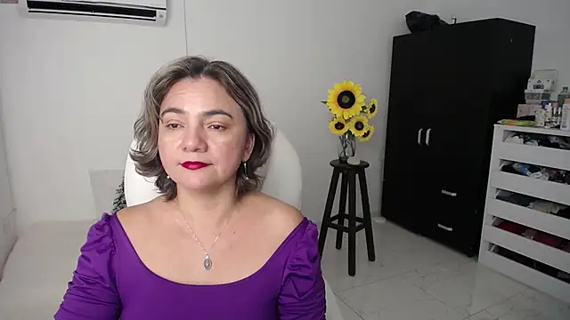 Ghada milf online show from March 2025 05:38:02 PM