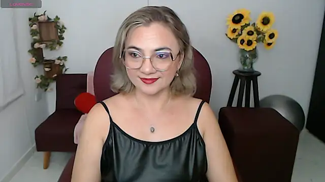 Ghada milf online show from May 2026 10:26:01 PM