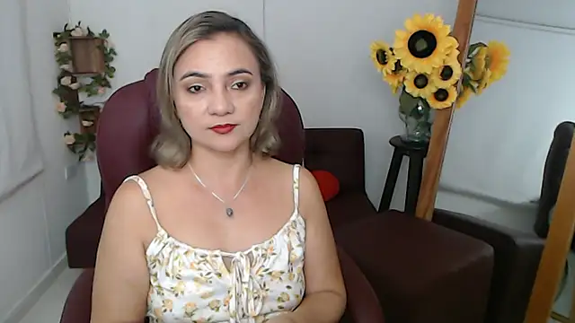 Snapshot of Ghada_milf chatting on June 2026 11:02:01 PM Ghada milf online show from June 2026 11:02:01 PM