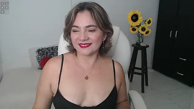 Ghada milf online show from March 2025 08:43:02 PM