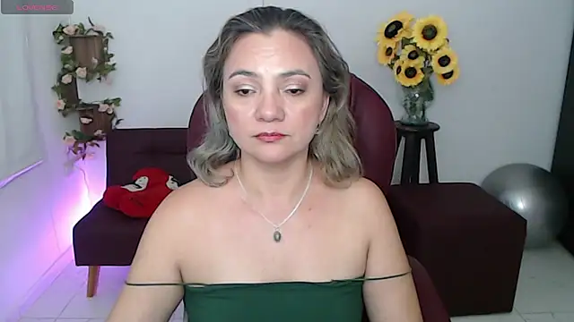 Ghada milf online show from April 2026 09:51:02 PM