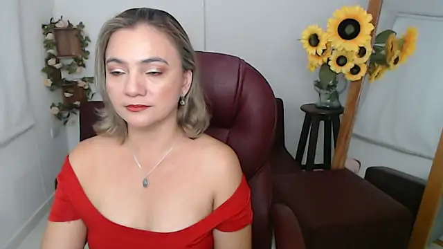Snapshot of Ghada_milf chatting on June 2026 10:29:02 PM Ghada milf online show from June 2026 10:29:02 PM