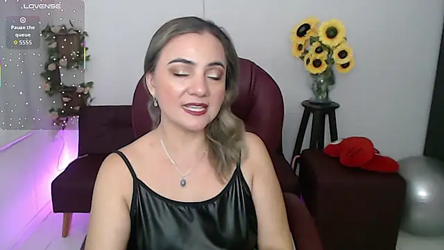 Ghada milf online show from April 2026 08:00:01 PM