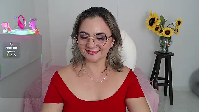 Ghada milf online show from November 2025 09:40:01 PM