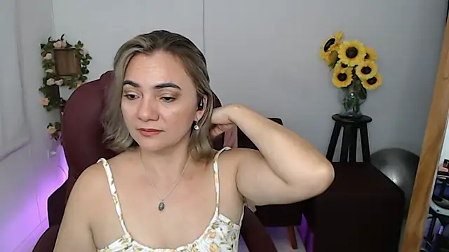 Ghada milf online show from May 2026 11:58:02 PM