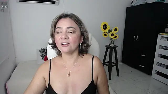 Ghada milf online show from March 2025 11:34:02 AM