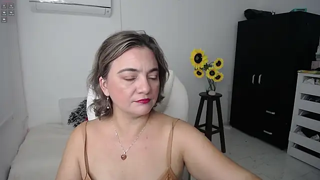 Ghada milf online show from March 2025 01:29:01 PM