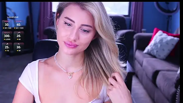 Snapshot of Naughty-Kitty1 chatting on September 2025 09:14:01 PM Naughty-Kitty1 online show from September 2025 09:14:01 PM