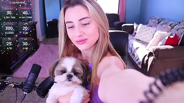 Snapshot of Naughty-Kitty1 chatting on March 2025 10:51:01 PM Naughty-Kitty1 online show from March 2025 10:51:01 PM