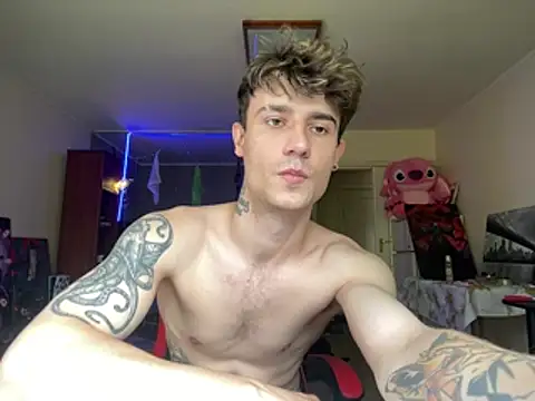 Snapshot of Mike_severi2 chatting on June 2026 08:20:01 AM Mike severi2 online show from June 2026 08:20:01 AM