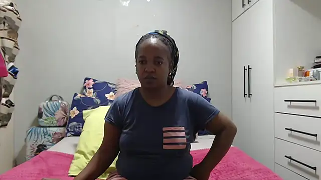 Snapshot of Amberbela chatting on July 2026 04:42:01 AM Amberbela online show from July 2026 04:42:01 AM