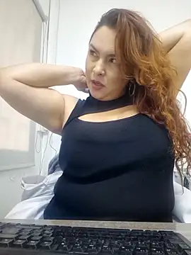 doctora-danna online show from October 2025 01:01:02 PM