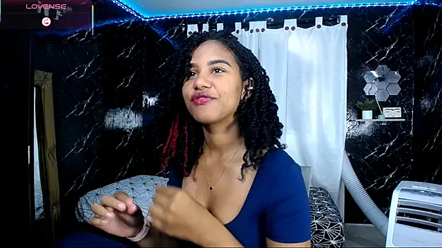 Snapshot of Hillary_queen chatting on September 2025 12:27:02 PM Hillary queen online show from September 2025 12:27:02 PM