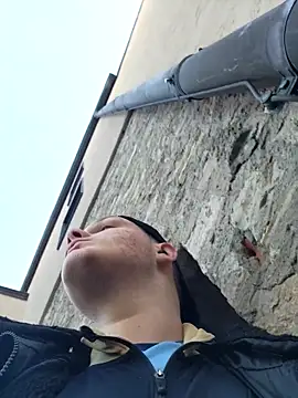 Nicolasjlhkjzl online show from April 2026 05:31:02 AM