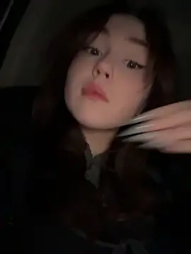 Snapshot of Peachy_Dream chatting on January 2026 06:04:02 PM Peachy Dream online show from January 2026 06:04:02 PM