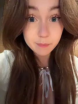 Peachy Dream online show from June 2026 04:30:01 PM