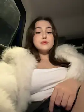 Snapshot of Peachy_Dream chatting on March 2025 11:11:01 PM Peachy Dream online show from March 2025 11:11:01 PM
