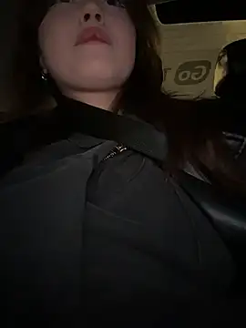 Peachy Dream online show from November 2025 06:11:01 PM