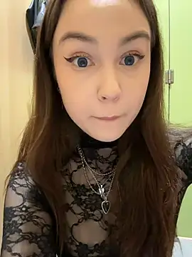 Snapshot of Peachy_Dream chatting on February 2025 05:26:01 PM Peachy Dream online show from February 2025 05:26:01 PM