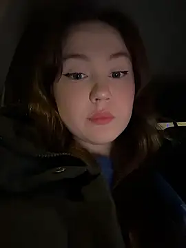 Snapshot of Peachy_Dream chatting on January 2026 06:33:01 PM Peachy Dream online show from January 2026 06:33:01 PM