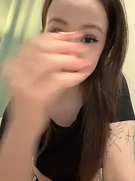 Peachy Dream online show from April 2026 05:30:01 PM