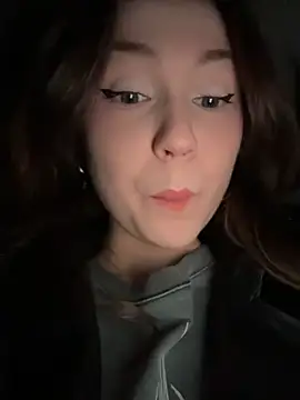 Peachy Dream online show from March 2026 06:22:01 PM